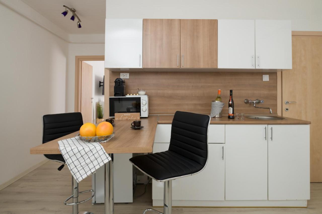 Stilusos Lakas Ingyenes Parkolassal Debrecen Ngoại thất bức ảnh